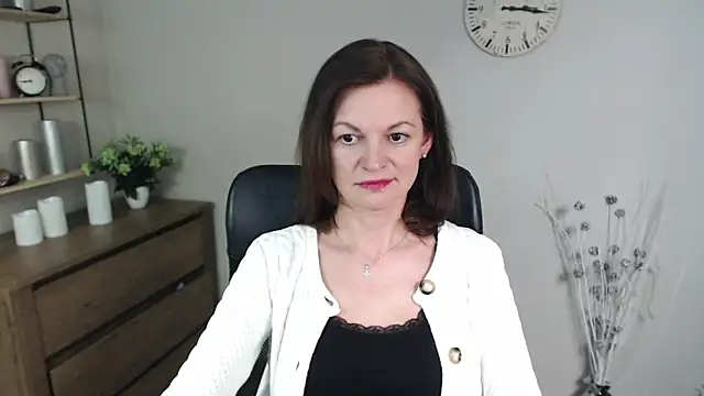 VivianWILD online show from January 16, 2025, 10:21 am