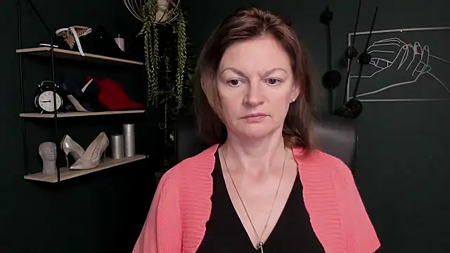 VivianWILD online show from September 10, 2025, 8:25 am