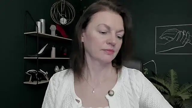 VivianWILD online show from February 13, 2026, 7:04 am