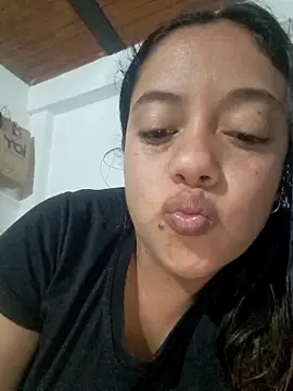 Snapshot of _MaripossaSexy_ chatting on October 2, 2025, 1:01 am MaripossaSexy online show from October 2, 2025, 1:01 am