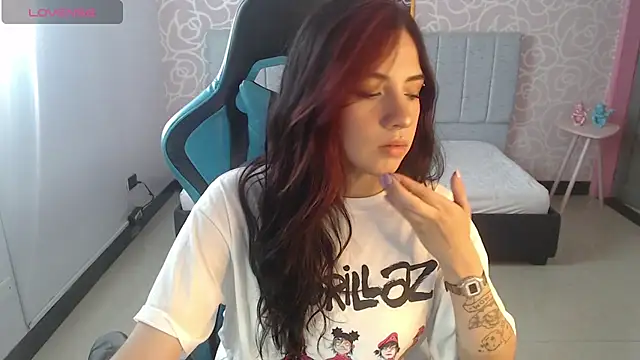 ninfa1 ch online show from December 30, 2024, 11:26 am