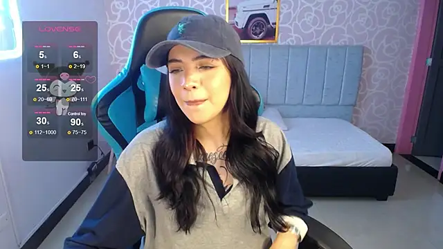 ninfa1 ch online show from January 7, 2025, 4:48 pm