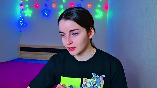 Miss Arwen online show from December 3, 2024, 3:41 am