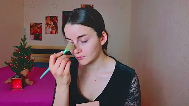 Miss Arwen online show from December 20, 2024, 2:19 am