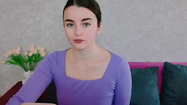 Miss Arwen online show from November 17, 2025, 4:40 am