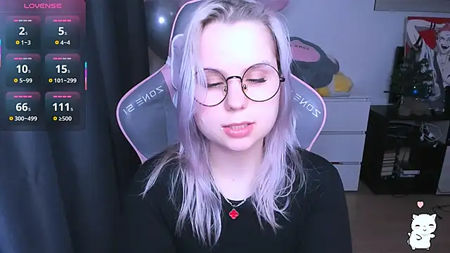 Snapshot of miray_kuriyama123 chatting on February 2, 2026, 8:29 pm miray kuriyama123 online show from February 2, 2026, 8:29 pm