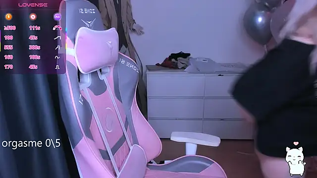 Snapshot of miray_kuriyama123 chatting on February 10, 2026, 8:02 pm miray kuriyama123 online show from February 10, 2026, 8:02 pm