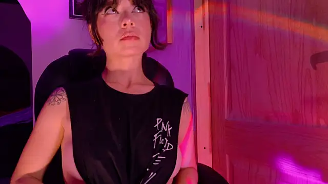 Snapshot of Ledesire chatting on March 4, 2026, 2:06 am Ledesire online show from March 4, 2026, 2:06 am