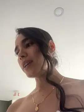 Irish Collins online show from January 21, 2025, 8:00 pm