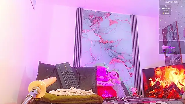 Snapshot of _ChanellR_ chatting on September 29, 2025, 7:30 pm ChanellR online show from September 29, 2025, 7:30 pm