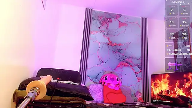 Snapshot of _ChanellR_ chatting on October 17, 2025, 11:02 am ChanellR online show from October 17, 2025, 11:02 am