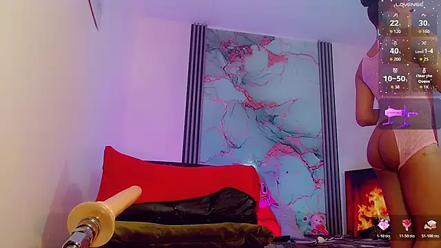 Snapshot of _ChanellR_ chatting on November 4, 2025, 11:09 am ChanellR online show from November 4, 2025, 11:09 am