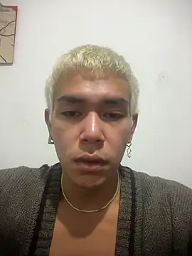 GianniStreet online show from December 5, 2025, 6:00 am