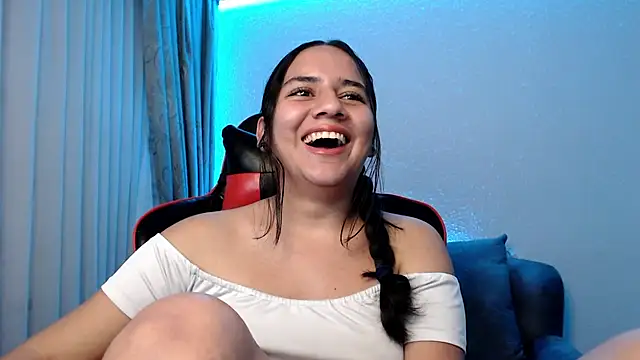 Snapshot of Lexyevans chatting on December 16, 2024, 10:34 pm Lexyevans online show from December 16, 2024, 10:34 pm