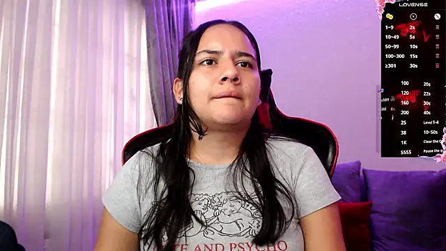 Snapshot of Lexyevans chatting on February 24, 2025, 10:03 pm Lexyevans online show from February 24, 2025, 10:03 pm