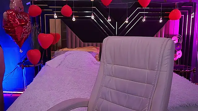 Snapshot of CoolTatis chatting on February 25, 2026, 9:08 am CoolTatis online show from February 25, 2026, 9:08 am