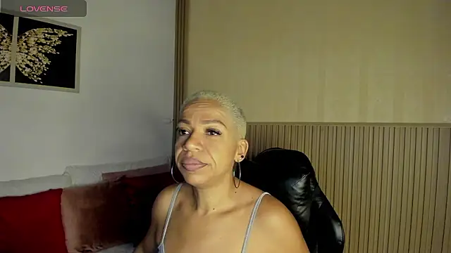 summer night  online show from January 18, 2026, 1:59 pm