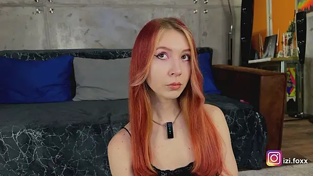 Snapshot of izi-fox chatting on February 6, 2026, 4:43 pm izi-fox online show from February 6, 2026, 4:43 pm