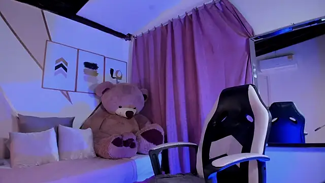 Snapshot of maye_wells chatting on January 21, 2025, 8:32 pm maye wells online show from January 21, 2025, 8:32 pm