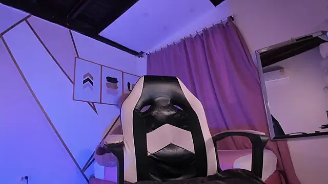 Snapshot of maye_wells chatting on February 21, 2025, 5:31 pm maye wells online show from February 21, 2025, 5:31 pm