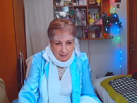 Victoria5643 online show from January 8, 2025, 9:01 pm