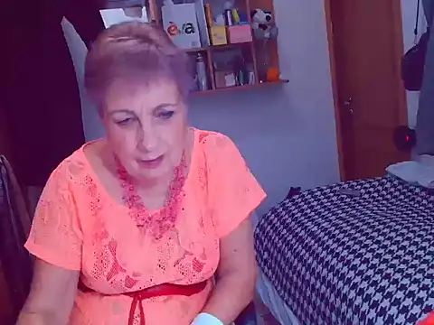 Victoria5643 online show from January 22, 2025, 8:17 pm