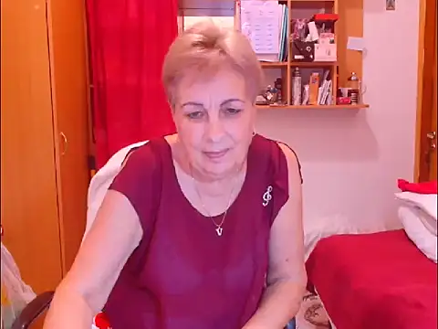 Victoria5643 online show from October 12, 2025, 8:08 pm