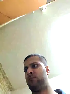 Snapshot of Fucklover011 chatting on September 13, 2025, 11:43 am Fucklover011 online show from September 13, 2025, 11:43 am