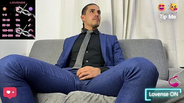 Snapshot of Tom_blunt96 chatting on February 11, 2026, 4:50 am Tom blunt96 online show from February 11, 2026, 4:50 am