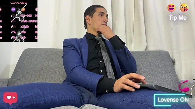 Snapshot of Tom_blunt96 chatting on February 27, 2026, 8:36 am Tom blunt96 online show from February 27, 2026, 8:36 am