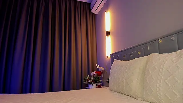 Snapshot of Amazing__bitch chatting on January 7, 2026, 7:27 pm Amazing bitch online show from January 7, 2026, 7:27 pm