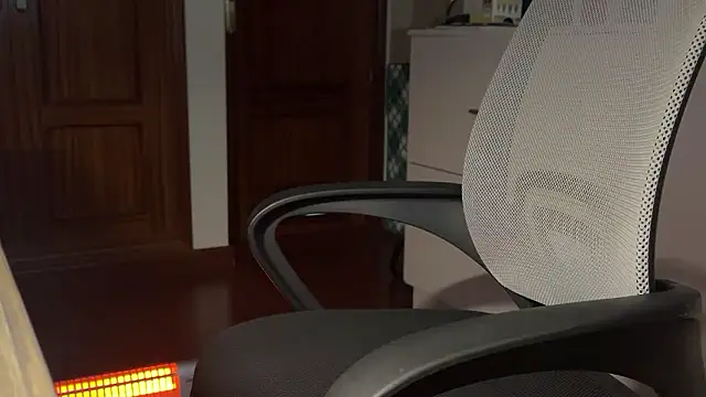 Snapshot of spanishairy chatting on January 7, 2026, 5:15 pm spanishairy online show from January 7, 2026, 5:15 pm