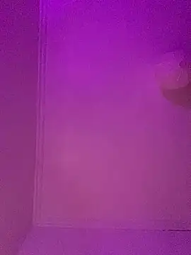 Snapshot of milkyhonybaby chatting on February 10, 2025, 2:41 am milkyhonybaby online show from February 10, 2025, 2:41 am