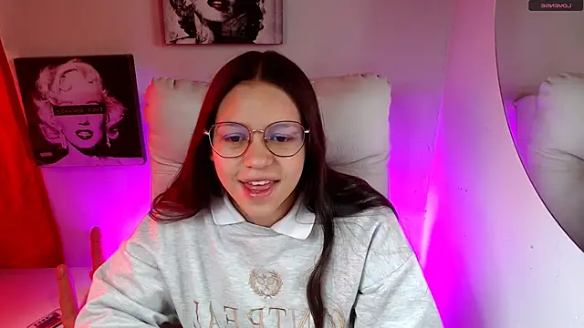 SamanthaRoldaan online show from February 10, 2026, 1:15 pm