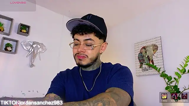 Snapshot of JordanSmiith_ chatting on February 7, 2026, 9:07 pm JordanSmiith online show from February 7, 2026, 9:07 pm