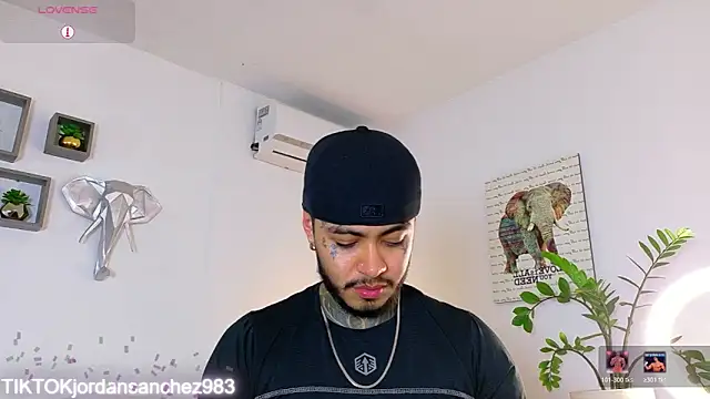 Snapshot of JordanSmiith_ chatting on February 24, 2026, 10:08 pm JordanSmiith online show from February 24, 2026, 10:08 pm