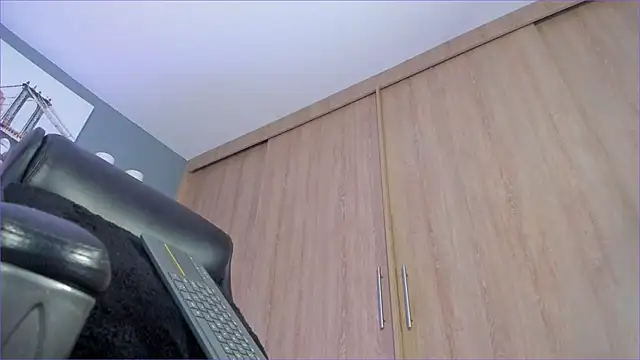 Bambi gurl online show from February 11, 2026, 2:16 am