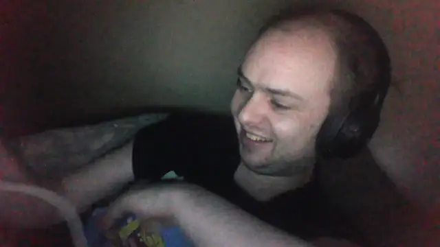 Snapshot of Kushalakalez chatting on February 5, 2026, 6:51 am Kushalakalez online show from February 5, 2026, 6:51 am