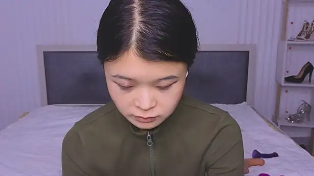 Snapshot of Tina_Kim_ chatting on December 9, 2024, 11:15 am Tina Kim online show from December 9, 2024, 11:15 am