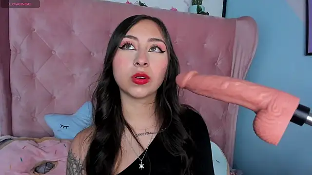 Snapshot of _cloe_martinez chatting on January 17, 2025, 9:17 pm cloe martinez online show from January 17, 2025, 9:17 pm