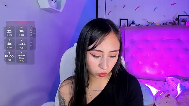 Snapshot of _cloe_martinez chatting on February 25, 2025, 9:13 pm cloe martinez online show from February 25, 2025, 9:13 pm