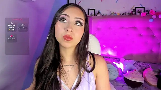 Snapshot of _cloe_martinez chatting on February 28, 2025, 11:34 pm cloe martinez online show from February 28, 2025, 11:34 pm