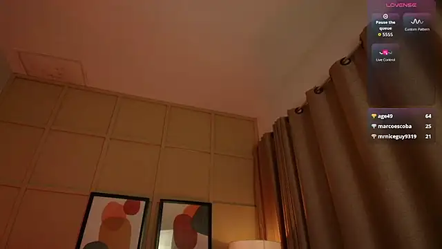 Snapshot of _cloe_martinez chatting on February 3, 2026, 2:53 am cloe martinez online show from February 3, 2026, 2:53 am