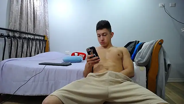 Iam yourbabyprincess XD online show from February 11, 2025, 5:26 am