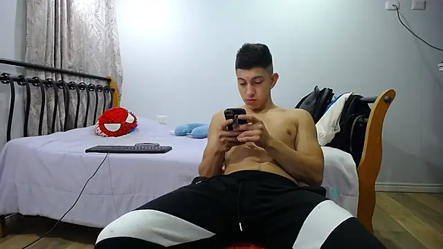 Iam yourbabyprincess XD online show from February 20, 2025, 5:33 am