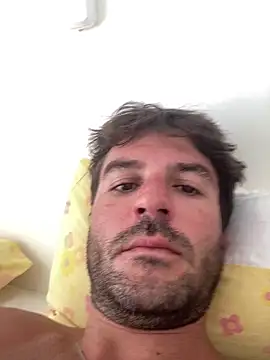 bruno106969 online show from February 22, 2026, 3:32 pm