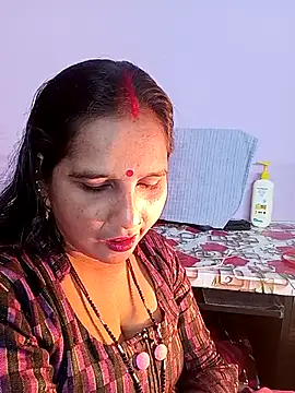 reemacouple007 online show from February 12, 2026, 9:37 am