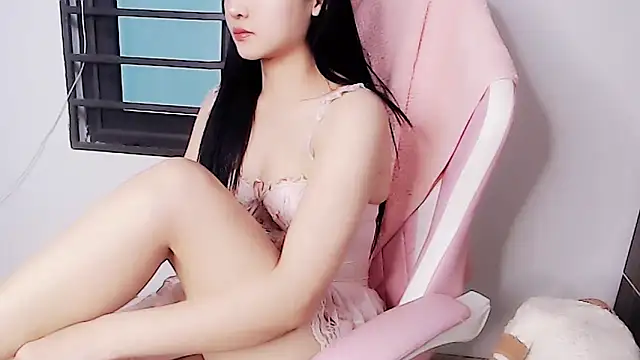 phuong-anh1709 online show from February 10, 2026, 5:11 am