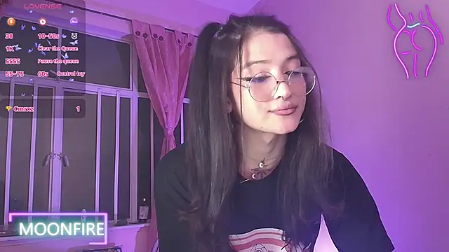 moonfiredancer online show from February 17, 2025, 7:58 am