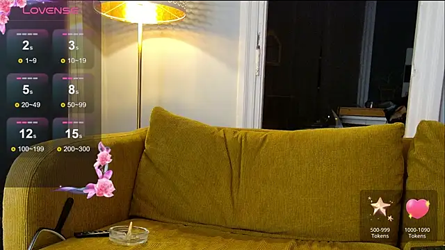 Snapshot of Azurea69 chatting on March 1, 2025, 1:22 am Azurea69 online show from March 1, 2025, 1:22 am